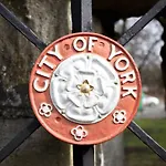 12 Bootham Court Stylish Modern 2-bed Flat In With Parking Pass The Keys 公寓 约克