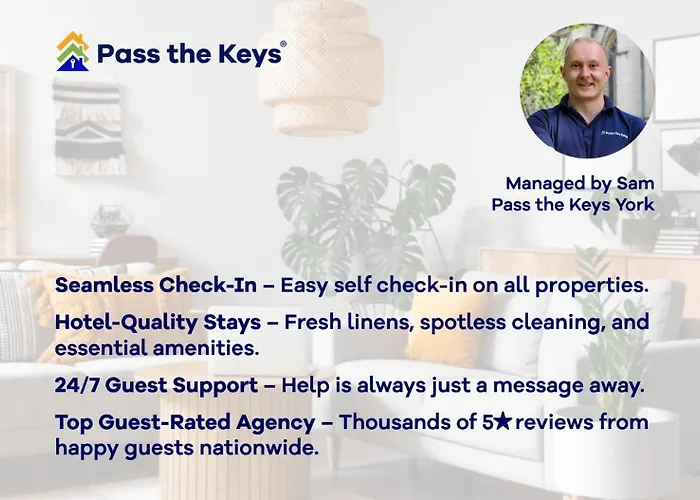 12 Bootham Court Stylish Modern 2-bed Flat In With Parking Pass The Keys York