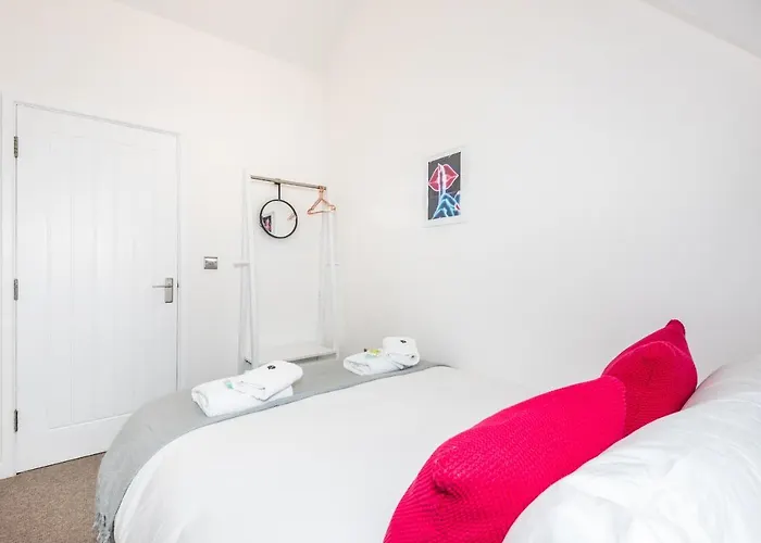 Lägenhet 12 Bootham Court Stylish Modern 2-bed Flat In With Parking Pass The Keys York