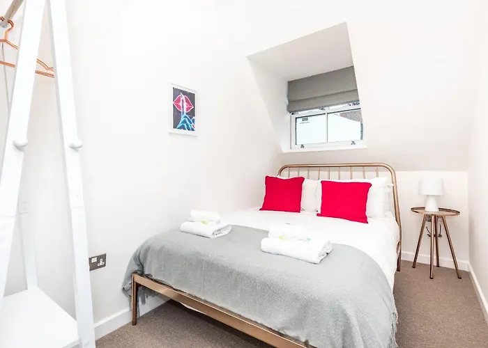 12 Bootham Court Stylish Modern 2-bed Flat In With Parking Pass The Keys Lägenhet *