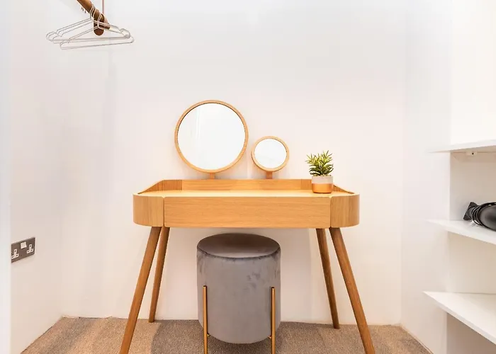 12 Bootham Court Stylish Modern 2-bed Flat In With Parking Pass The Keys Lägenhet *