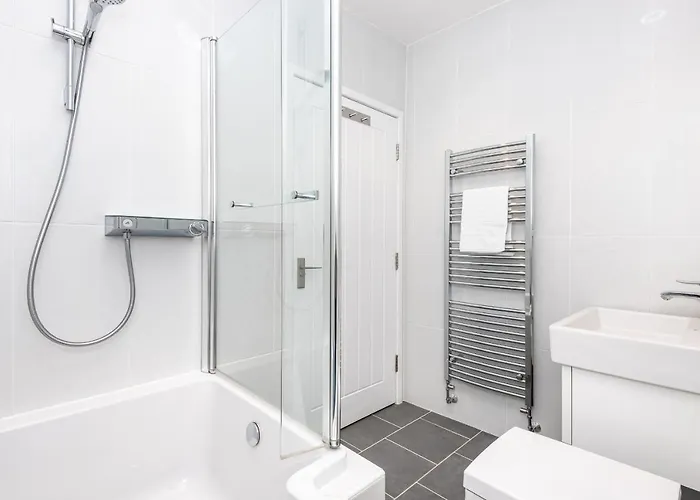 Lägenhet 12 Bootham Court Stylish Modern 2-bed Flat In With Parking Pass The Keys